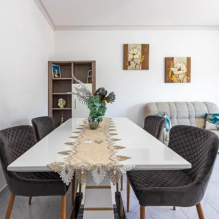 New Sunset Haven In Gale-2br With Big Terrace Lägenhet *